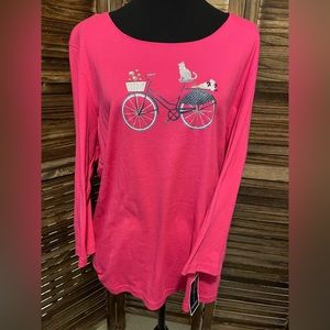 Cute pink long sleeve shirt with silver kitty on a bike 😍